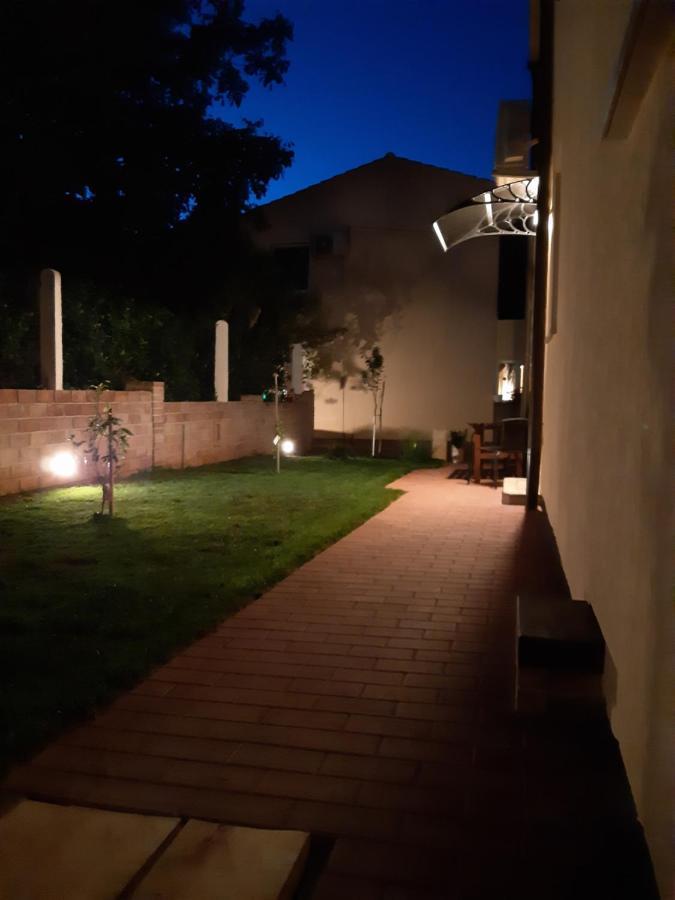 Studio Apartman San 3 Ližnjan Exterior foto