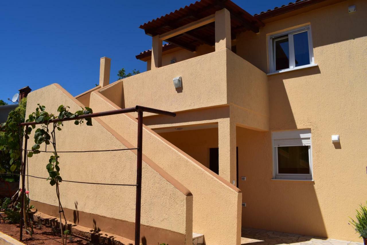 Studio Apartman San 3 Ližnjan Exterior foto